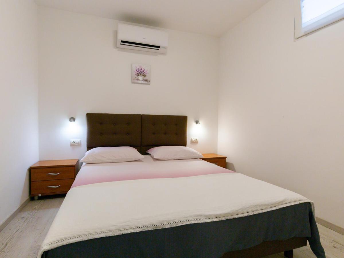 Amoroso Apartment 200M From Sea Porec Luaran gambar