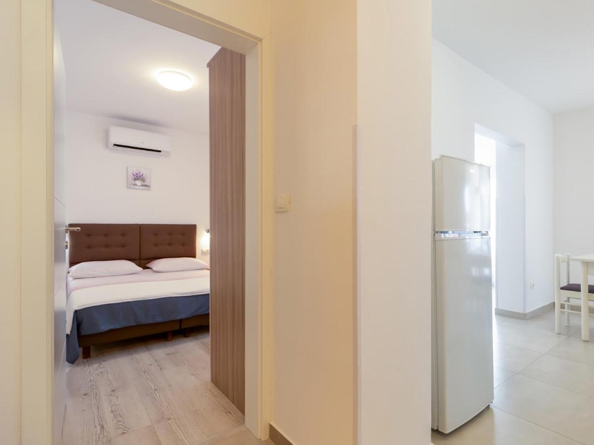 Amoroso Apartment 200M From Sea Porec Luaran gambar