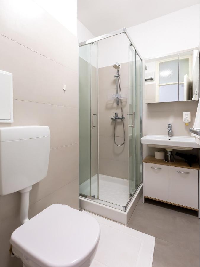 Amoroso Apartment 200M From Sea Porec Luaran gambar